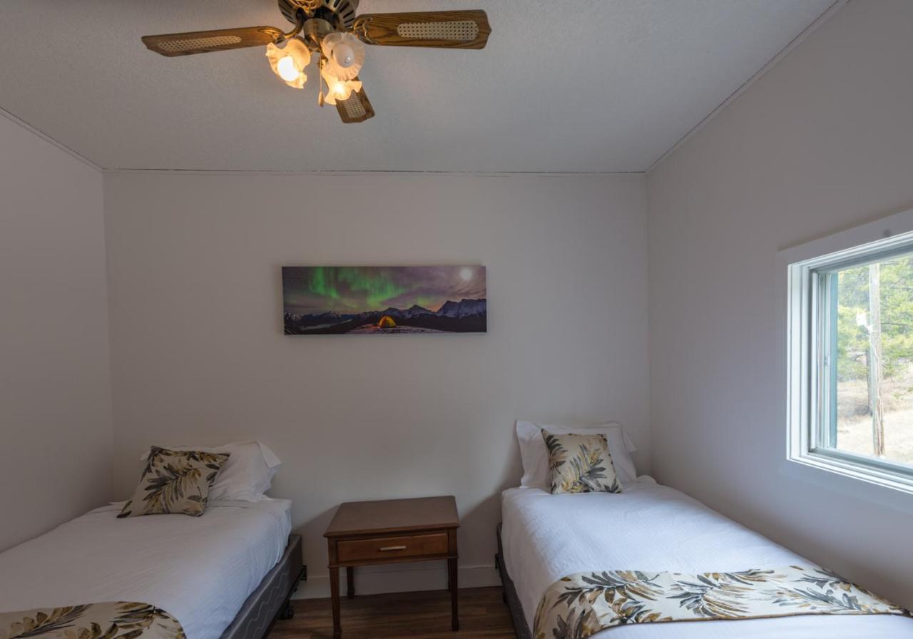 David Thompson Resort Cline River المظهر الخارجي الصورة